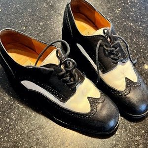 Vintage Nine West Leather Oxford Wingtip shoes - Black & White
